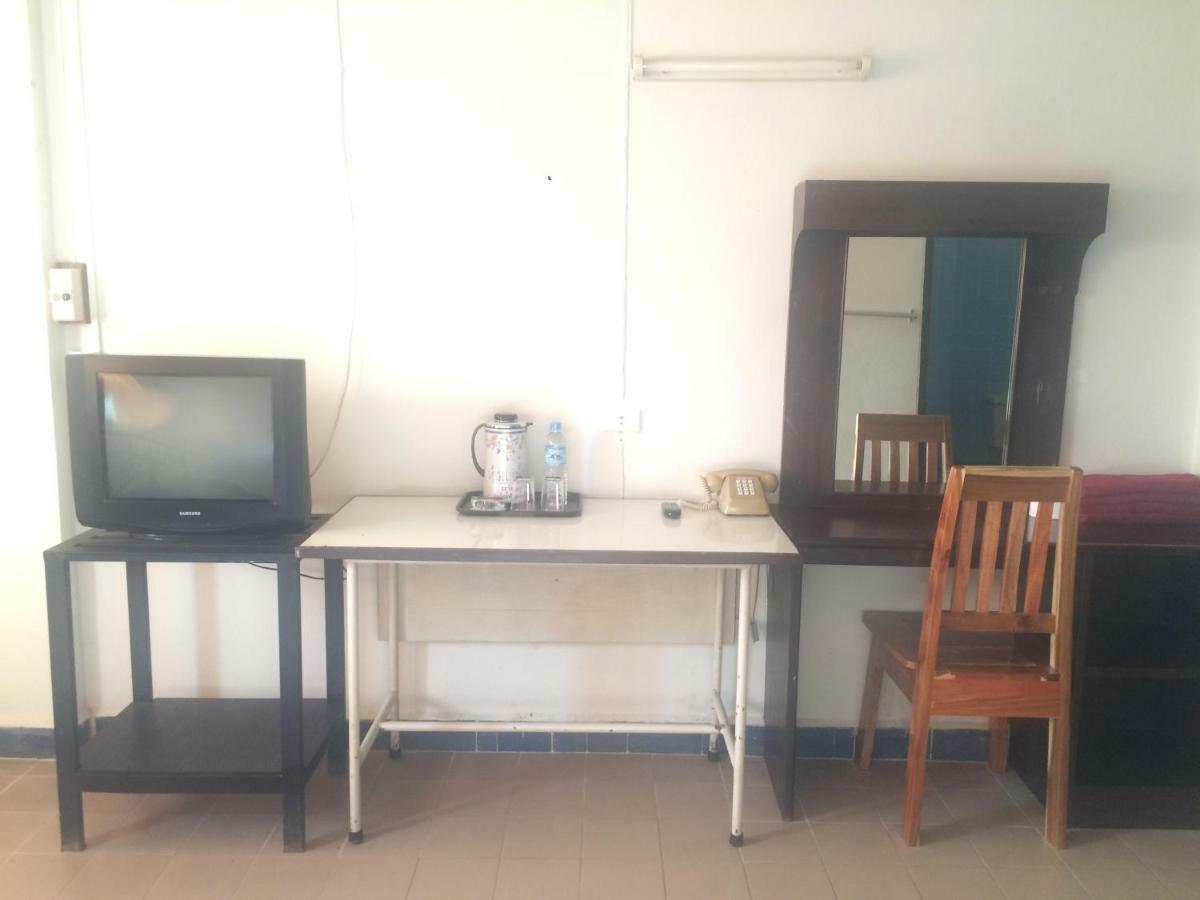 סוראט תאני Thairungruang Hotel מראה חיצוני תמונה